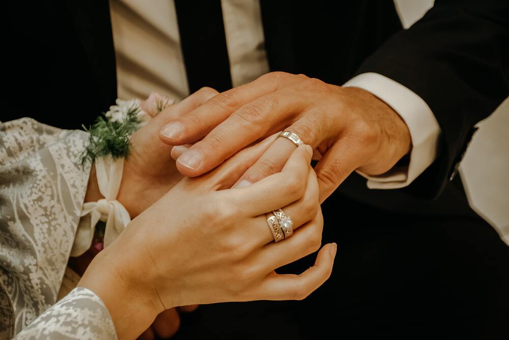 What Are The Three Rings of Marriage? – Modern Gents